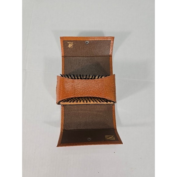 Vintage The Weekender by Matson Travel Hair Brush with Case Vanity Accessory - Picture 4 of 12